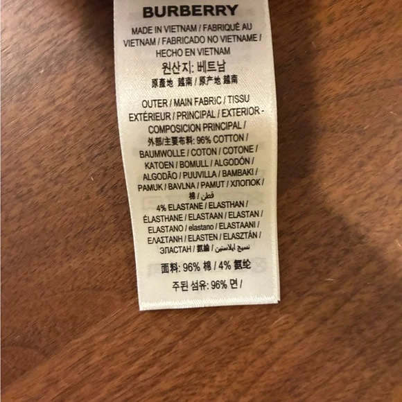 NWT - Burberry Blouse with Patterned Check - Picture 10 of 12